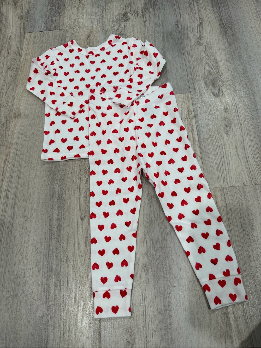 GAP White Pajama Set with Red Heart Print